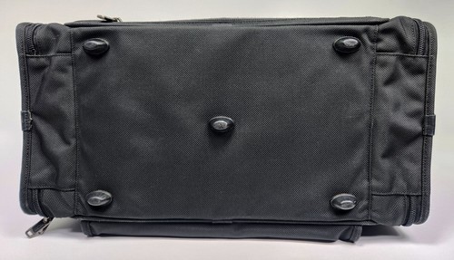 TUMI Black Sport Duffel Weekender Carry-On Bag Style 022150D4 20” Gen 4.0 2005 - Picture 16 of 24