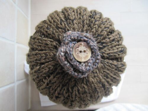 Tolle selbstgestrickte Mütze Wollmütze Trachtenmode