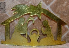 ROUNDED GOLD TEXTURED GLASS NATIVITY SCENE~SILVER ON REVERSE~ABOUT 8" X 12"~EUC!