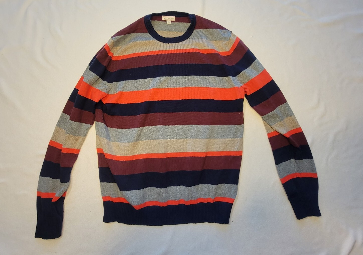 Authentic Lightly Worn Gap Designed & Crafted Swe… - image 1