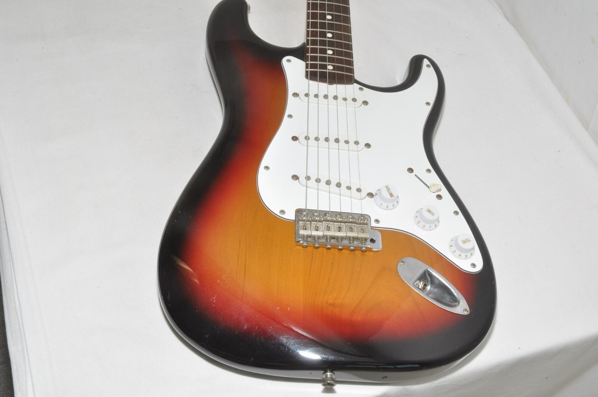 ☆Fender Japan ストラト ST-62 セイモアダンカン PU搭載 変更パーツ