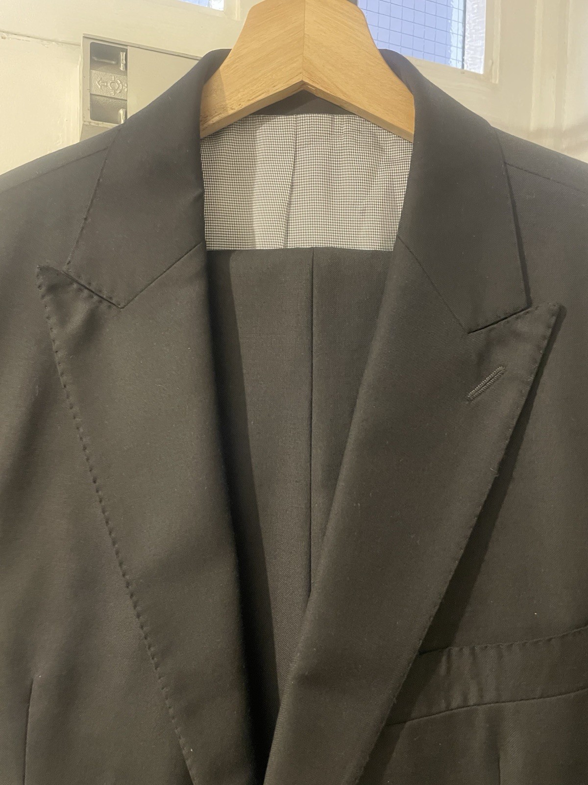 Tuta nera Gary Anderson Saville fila immacolata 36c 36w 32in gamba 16in braccio