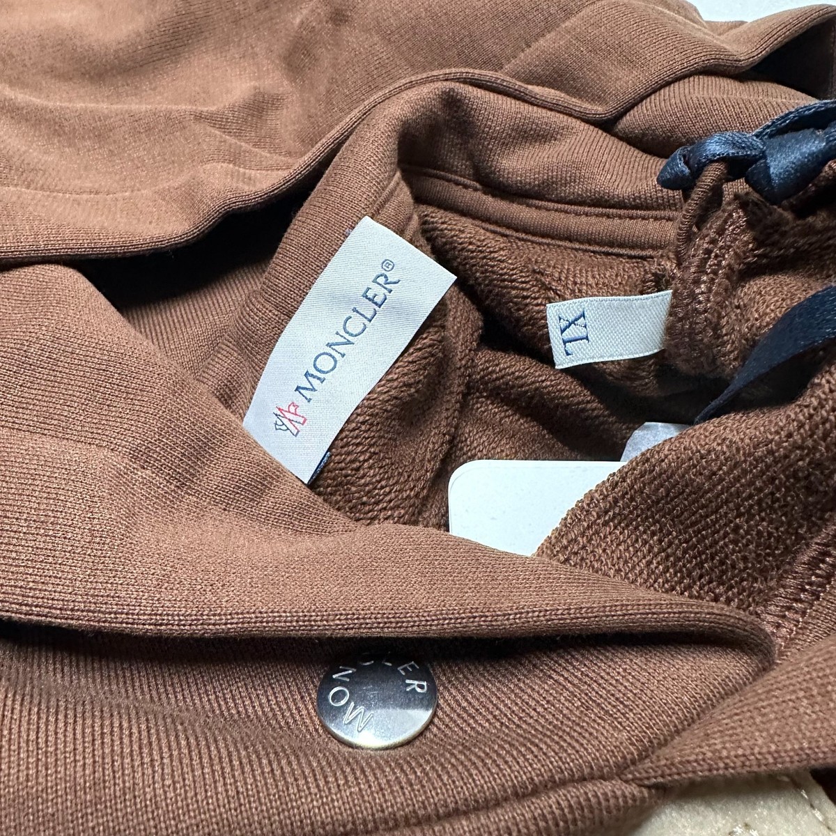 100% AUTHENTIC MONCLER HOODIE SIZE X-LARGE XL BROWN RELAXED FIT