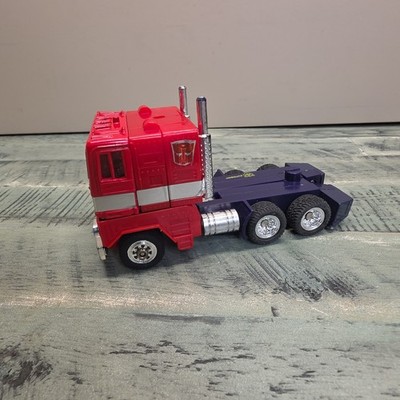 Vintage 1984 Transformers G1 Optimus Prime Figure Hasbro Authentic Cab Only