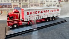76S143004 Oxford Diecast 1:76 Scale Scania 143 Short Curtainside Sandy Kydd