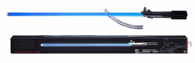 CAJA DAÑADA STAR WARS SERIE NEGRA LUKE SKYWALKER FORCE FX SABLE DE LUZ HASBRO