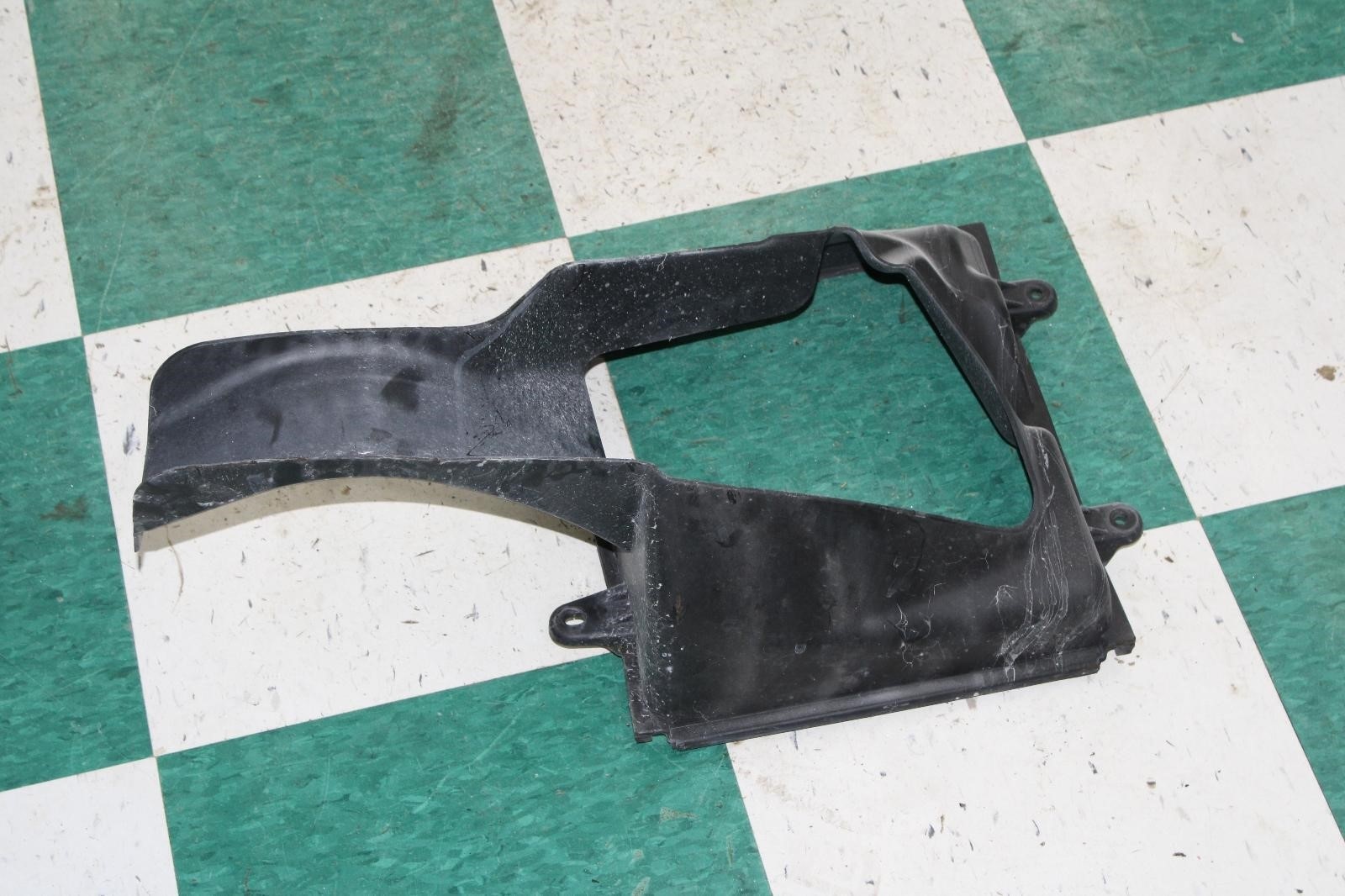 14-20 Ghibli 3.0L Engine Motor Intercooler Driver Left LH Shroud Trim Duct OEM