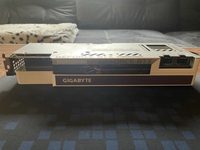 GIGABYTE GeForce RTX 3080 VISION OC 10GB GDDR6X Grafikkarte - Weiß