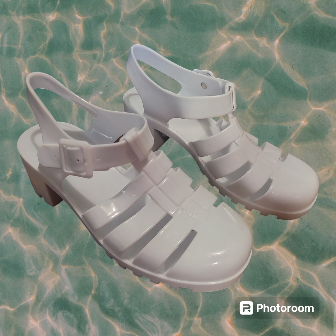 Kalli 90s Jelly Shoes Women Sandals White Size Y2K Modern Chic