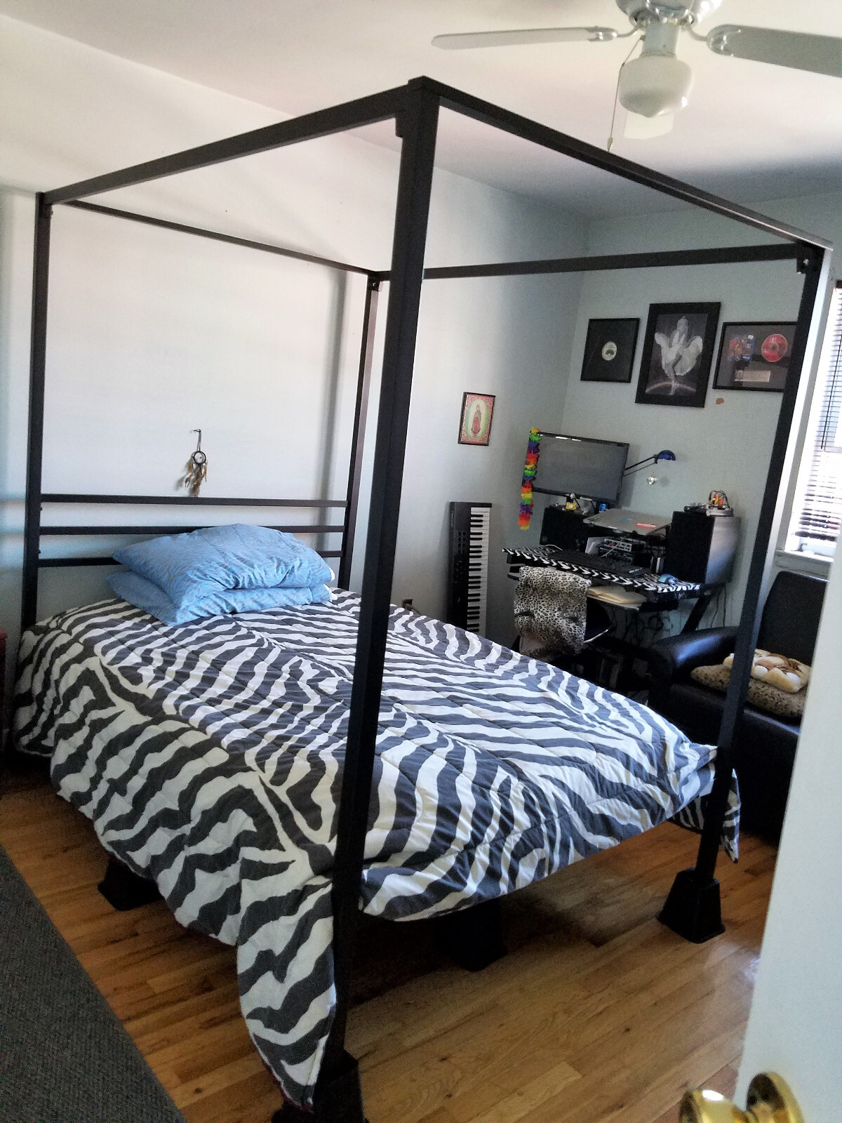 ZINUS Patricia Black Metal Canopy Platform Bed Frame Full Size eBay