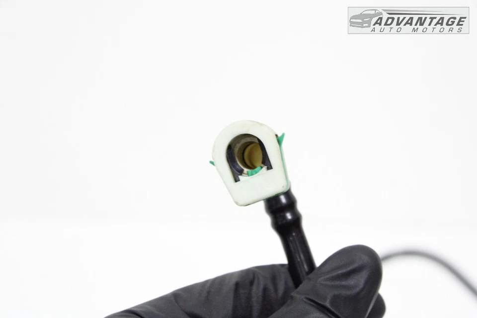 Chevrolet Camaro 2016-2017 3,6 L tracción trasera tanque de gasolina sistema de combustible tubería manguera OEM Foto 3 de 4