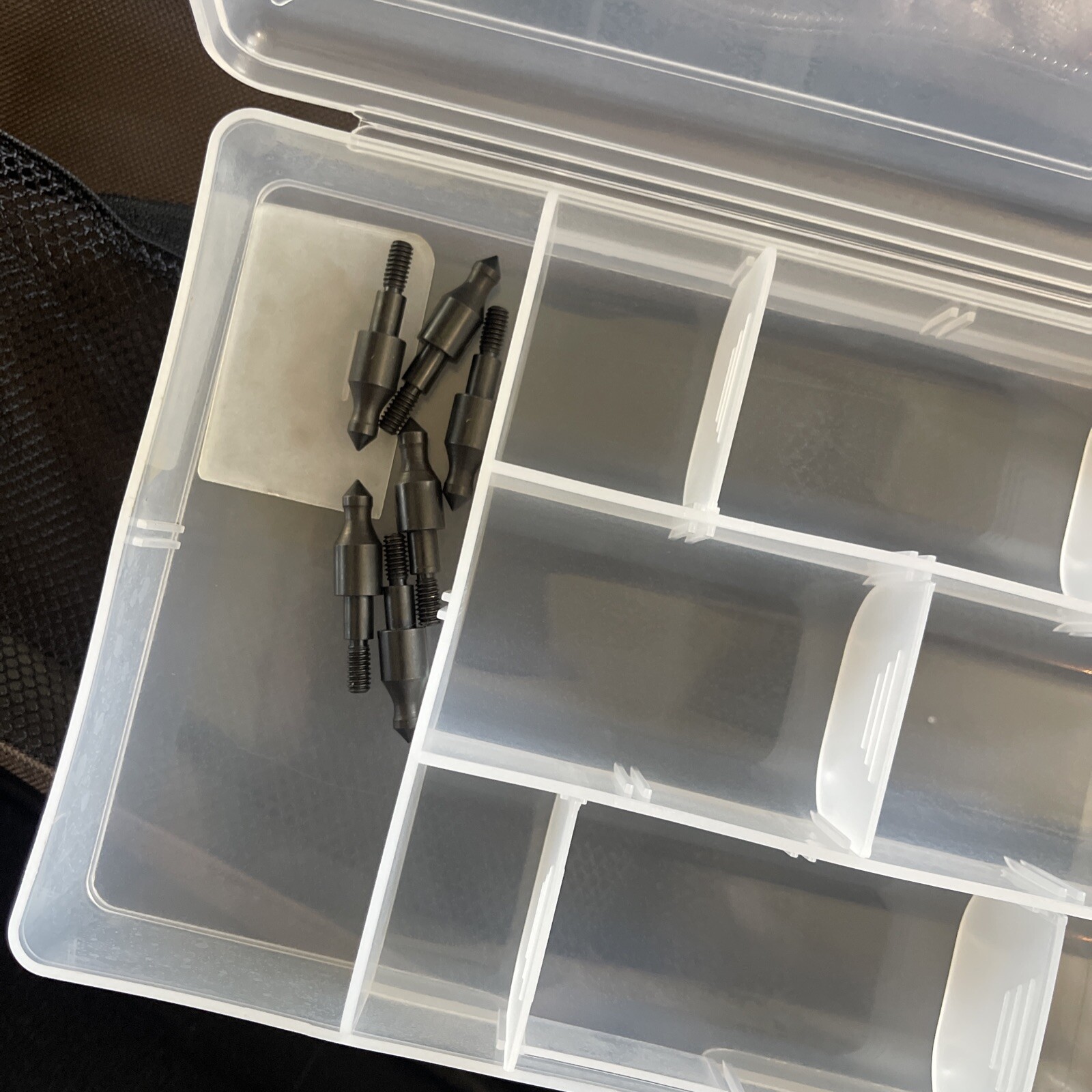 BOWTECH Diamond Archery Core Right Hand Compound Bow Bag Arrows