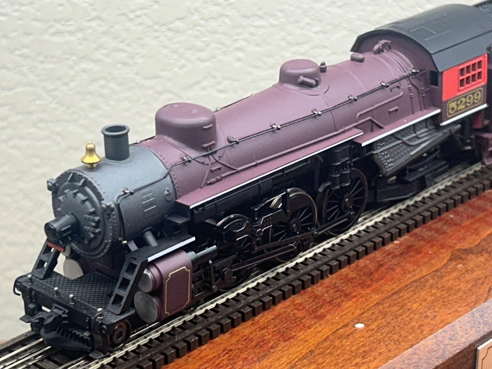 CHICAGO & ALTON LIMITED  4-6-2 STEAM LOCO DC/DCC Ready HO Scale " GOLD " NEW OOP - Image 4 of 4