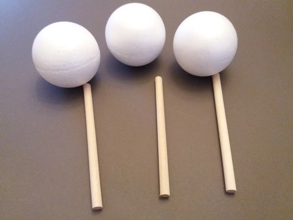 CELTIC WOODS NEW Sweet Tree pk of 3 x 75mm Balls and 15cm Dowels Enough for 3 Medium Trees