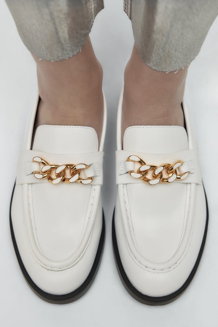 NIB ZARA CHAIN TRIM LEATHER LOAFERS WHITE - REF. 1524/110 8 NIB ZARA CHAIN TRIM LEATHER LOAFERS WHITE - REF. 1524/110 8