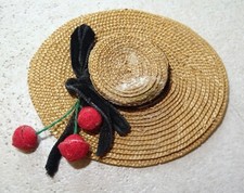 Joli canotier ancien paille, velour, fruits pour petite parisienne Jumeau, Bru..