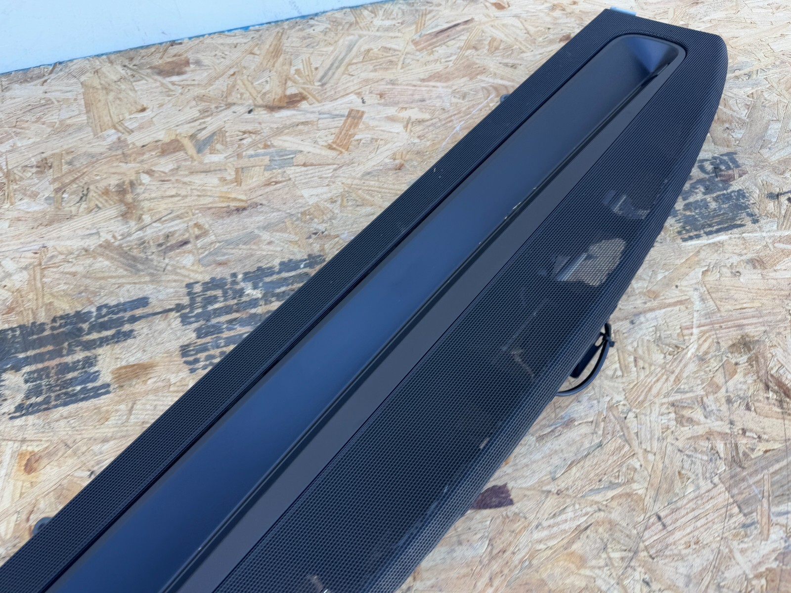 REAR WINDSHIELD SHADE SUN BLIND CURTAIN BENTLEY FLYING SPUR OEM (2013-2018)