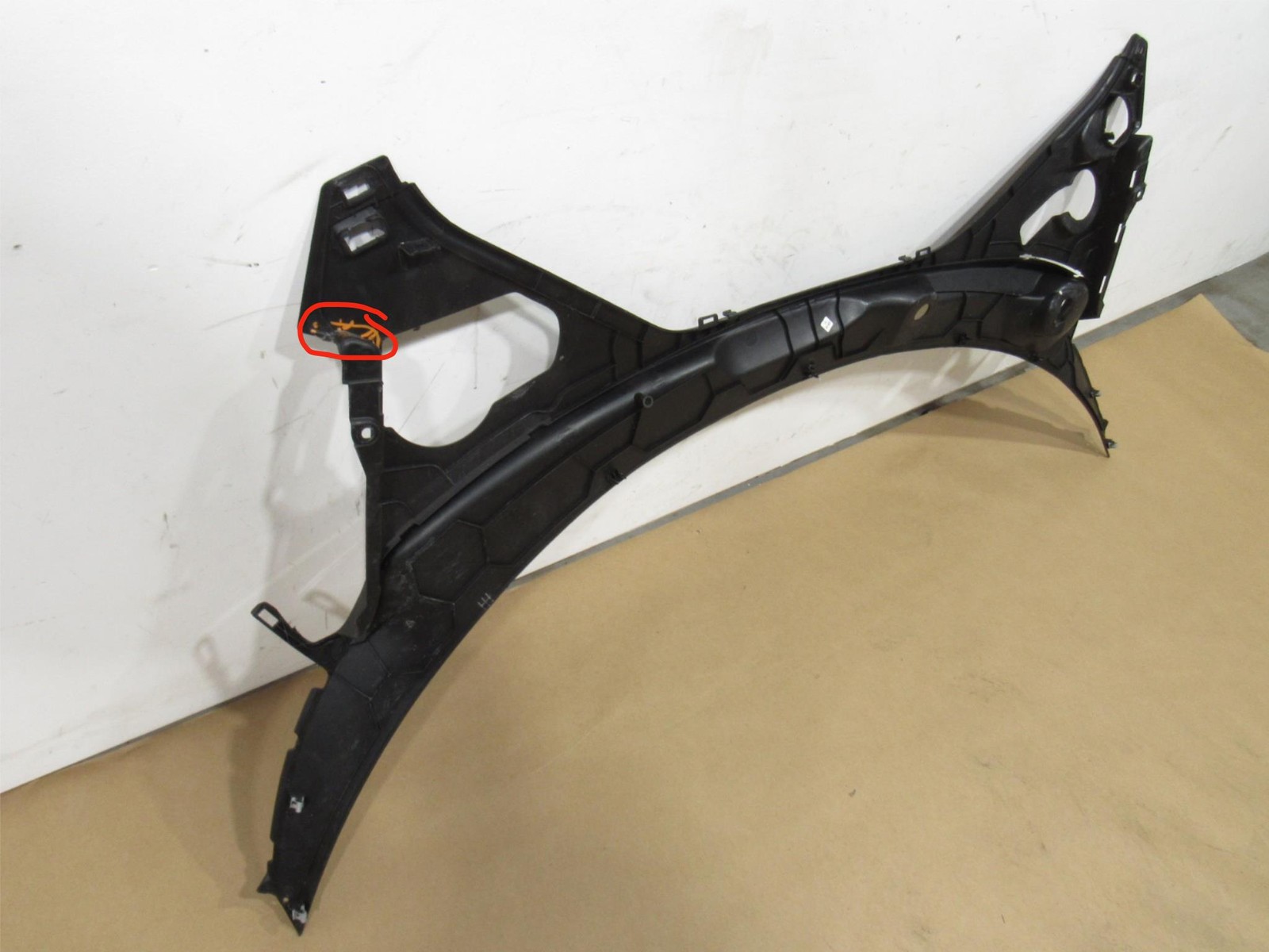 17-20 Mclaren 720S 720 2020 Front Windshield Wiper Cowl Cover Trim Panel ;