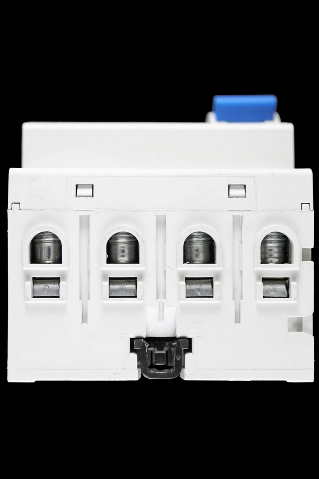 ABB 40 AMP 30mA FOUR POLE RCCB TYPE A F204 2CSF204123R1400 - Image 4 of 4