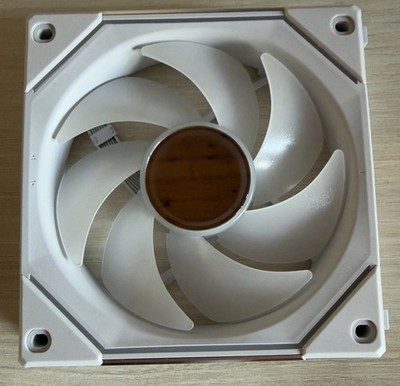 Lian Li UNI Fan SL-Infinity 120mm ARGB PWM   Infinity Mirror   Weiß