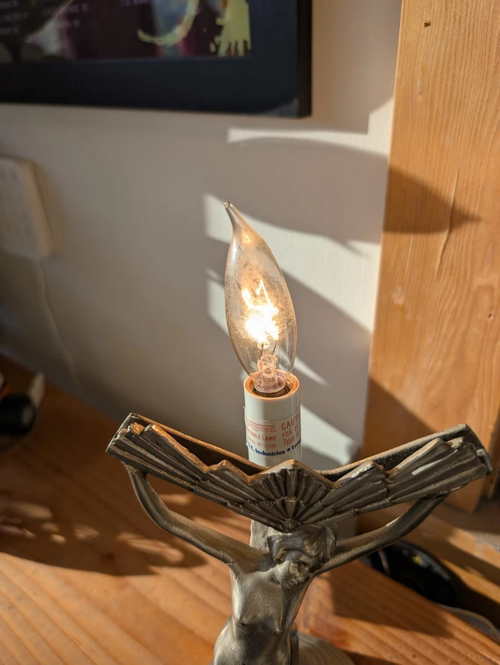 Juliana Art Nouveau Art Deco Desnuda Mujer Bronce Alado Victoria ChandlerII Funciona Foto 4 de 4