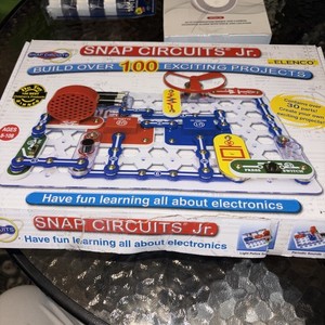 Elenco Snap Circuits SC300 Electronics Kit Complete And Tested W/manual
