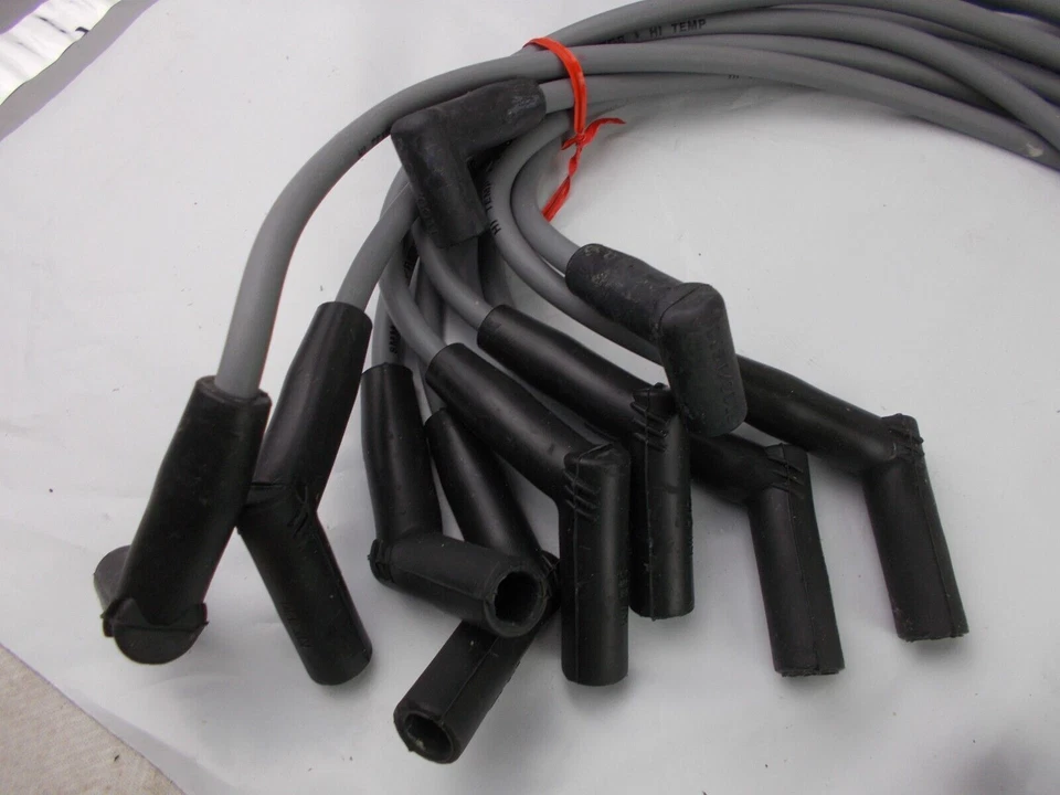 Juego de cables de bujía DriveWorks 9089 se adapta; Ford Lincoln Mercury Foto 2 de 4