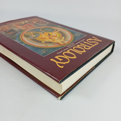 Astrology by Louis MacNeice 1989 Illustrated Hardcover - Picture 7 of 14