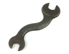 J.H. Williams & Co 5/16" X 3/8" (CAP/S.A.E.) S-Shaped Obstruction Wrench 652 USA