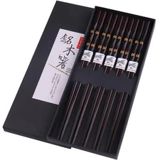 5 Pairs Reusable Wooden Chopsticks Non-Slip Japanese Style Gift Set