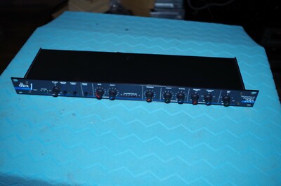DBX Projekt 1 - 286 Microphone Processor