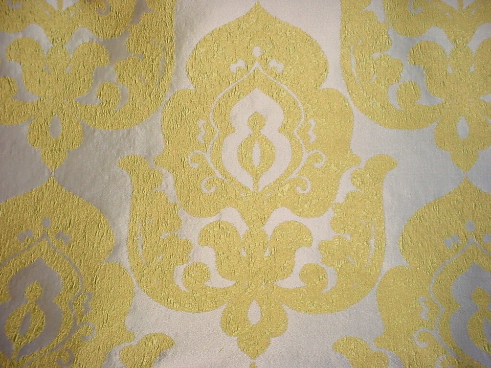 Обивочная ткань 8-1/4 года Colefax and Fowler Jane Churchill J767F агат золото икат - Изображение 4 из 4