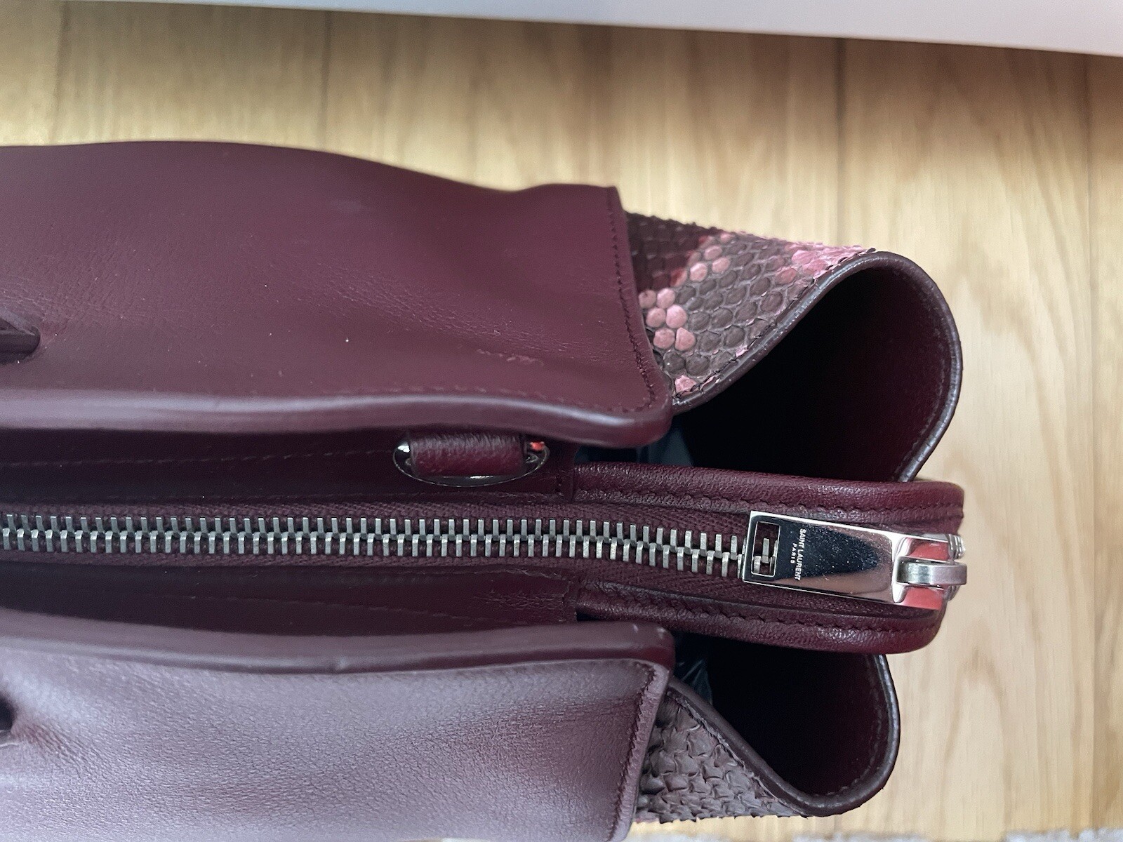 Borsa Saint Laurent Downtown Python