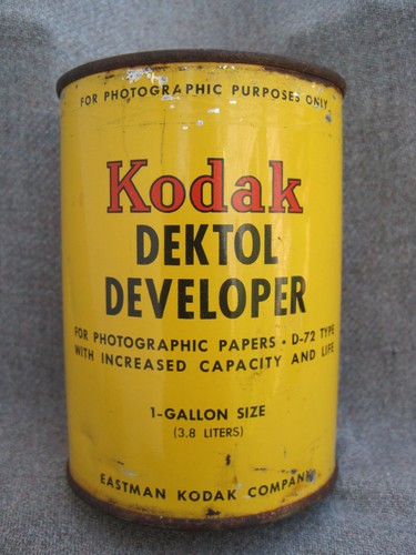 OLD VINTAGE KODAK DEKTOL DEVELOPER TIN KEY-WIND CAN SEALED FULL