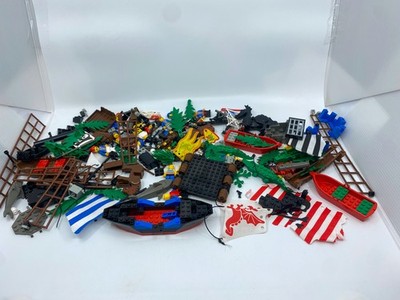 LEGO Rock Island Refuge 6273 Incomplete Set Other Parts 1990s Pirate Minifigures