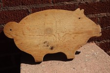 Vintage Primitive Pig Cutting Board 16x8"