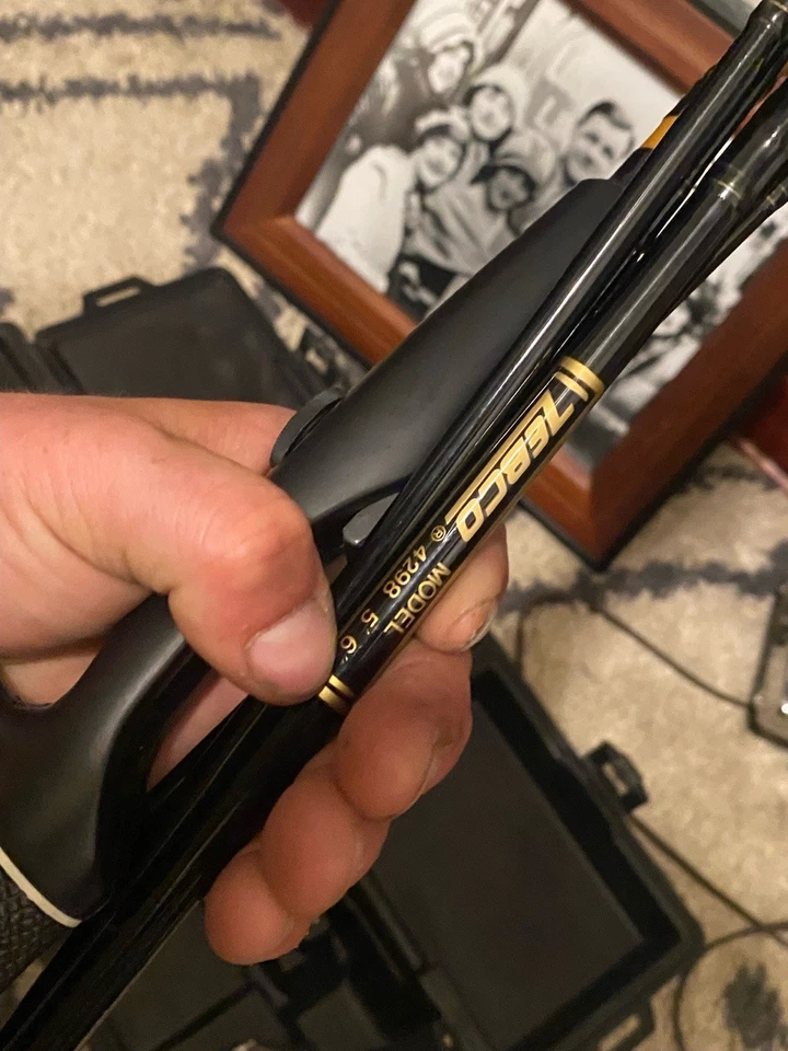 Bolso de Mano Zebco Tackle De Colección con Varilla de 5 Piezas y Personal Profesional 2010 Carrete RARO Envío Rápido Foto 3 de 4