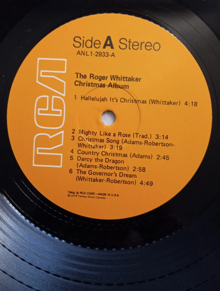 The Roger Whittaker Christmas Album A time for peace 1978 LP + original shrink - Image 3 of 4