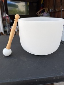 CVNC Crystal Singing Bowl with Mallet Striker & Ring Stand (Analog)