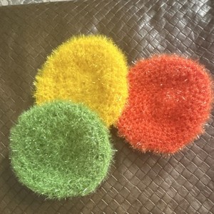 Round Scourer Pads Scrubber/Scouring Set 3 Pack Green Yellow Orange 5 in