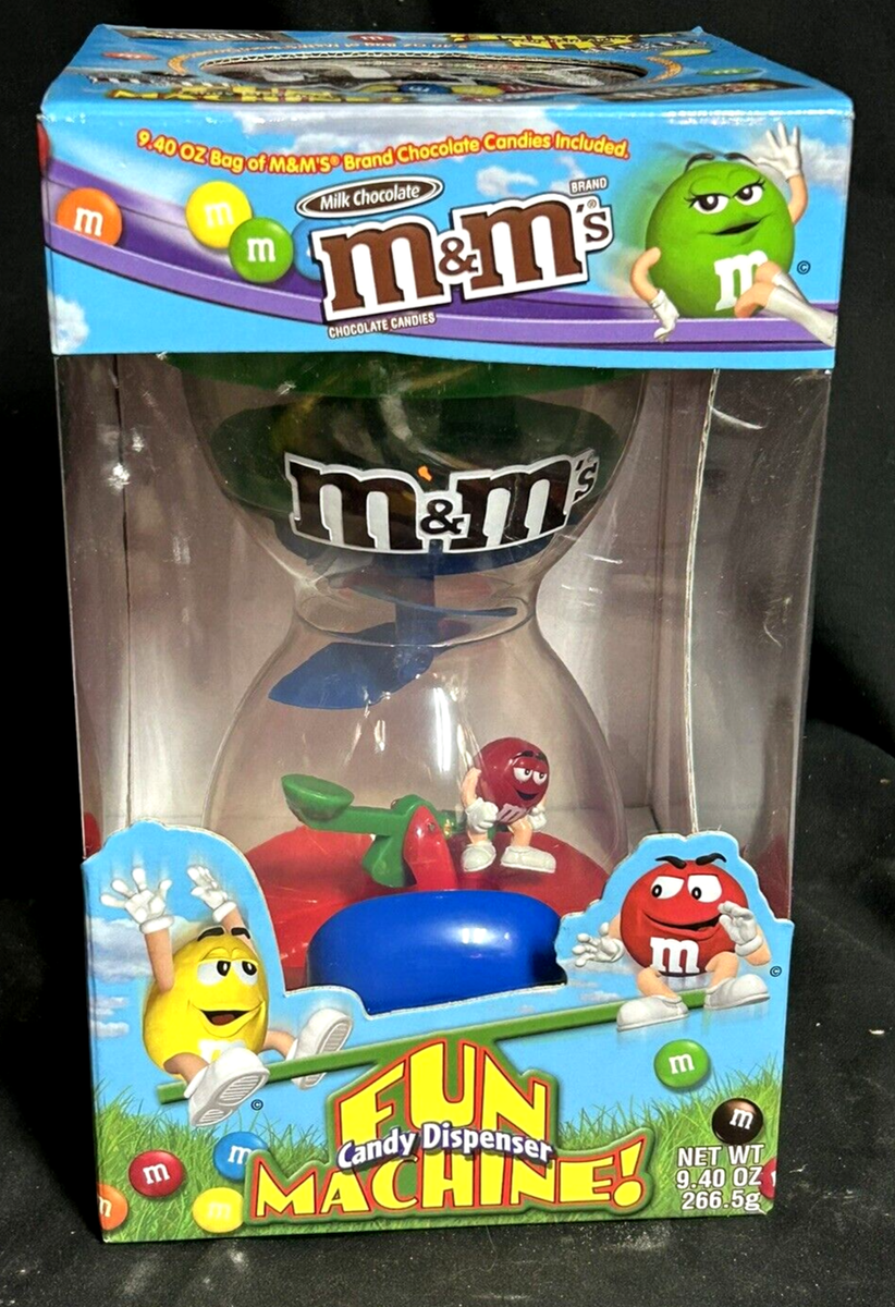 特撮 M&M's Fun Machine Dispenser M&M'S Fun Machine Dispenser | M&M'S® | M&M'S