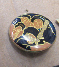 QUIET RIOT 3 VINTAGE METAL LAPEL PIN NEW FROM LATE 80'S HEAVY METAL WOW black