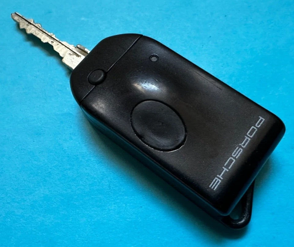 OEM 1996-1998 PORSCHE 911 MANDO A DISTANCIA LLAVERO ABATIBLE LXP RKY 116 HOJA DE INTERRUPTOR DE UN BOTÓN Foto 4 de 4