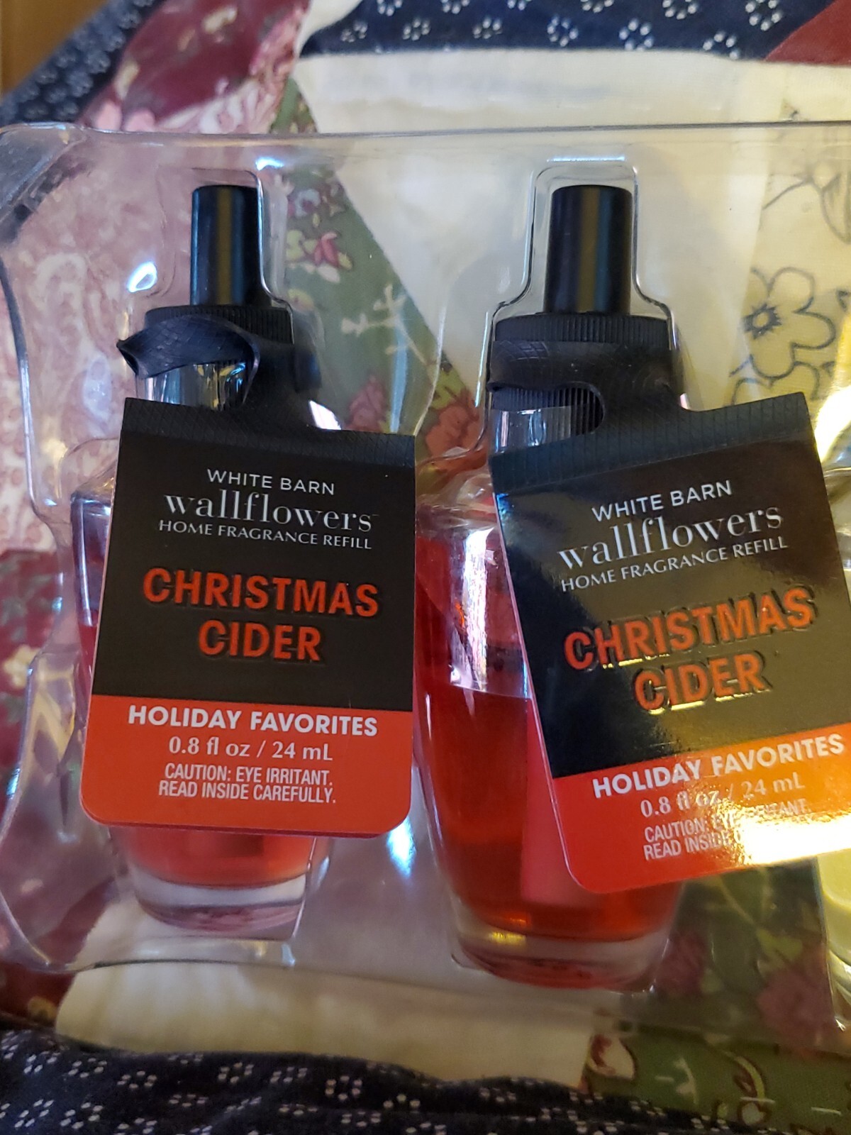 2 Bath & Body Works Christmas Cider Wallflower Refill Bulbs*New*Essential Oils-image