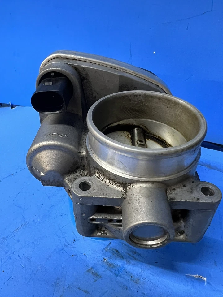 Land Rover Freelander 2002-2005 2,5 L cuerpo del acelerador del motor OEM MHB000130 Foto 3 de 4