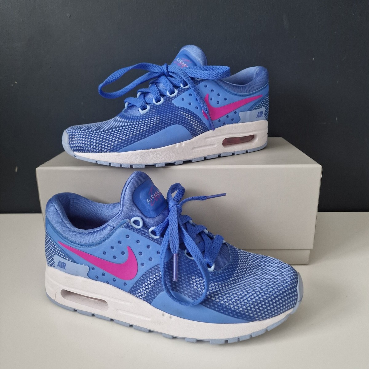 nike air max zero essential trainer