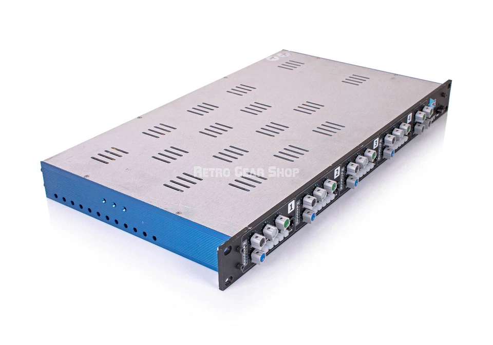 API 3124MV 4 Channel Mic Pre + Stereo Mixer Mint - Image 4 of 4