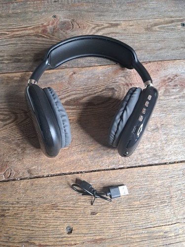 Cuffie Bluetooth wireless P9 senza marchio basic leggere - Foto 4 di 13