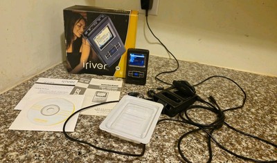Iriver H320 Mp3 Flac Jukebox Player -rockboxed, works great
