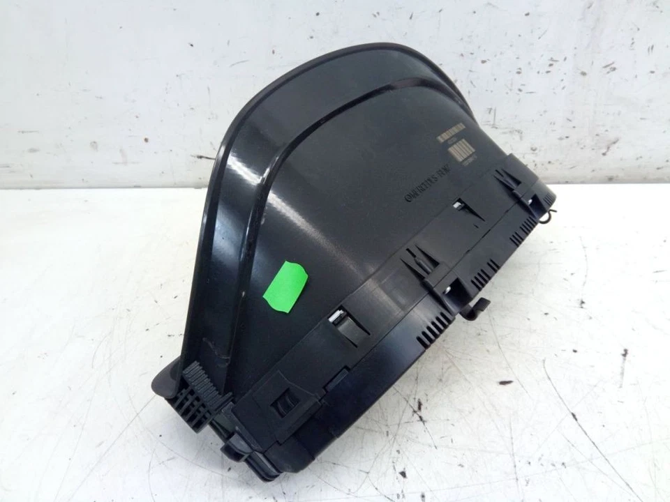 Velocímetro cuadro de instrumentos km/h se adapta a MERCEDES-BENZ CLASE B (W245) B 200 Foto 4 de 4